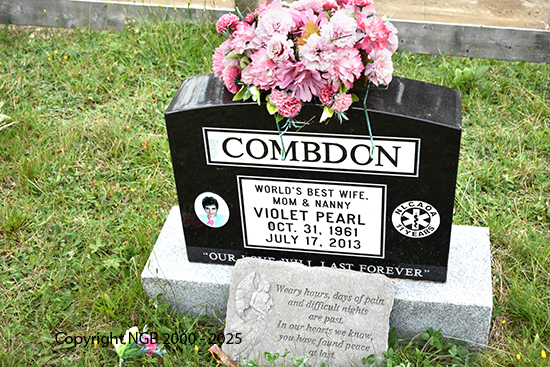 Violet Pearl Combdon