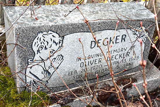 Oliver Decker