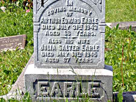Arthur and Julia EARLE
