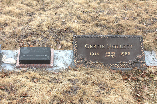 William, Terry & Gertie Hollett