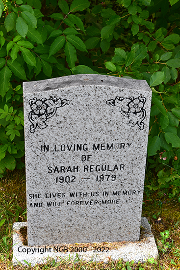 Sarah Regular