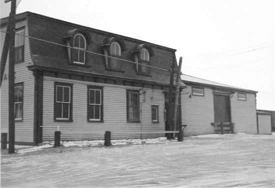 Avondale Railway Station